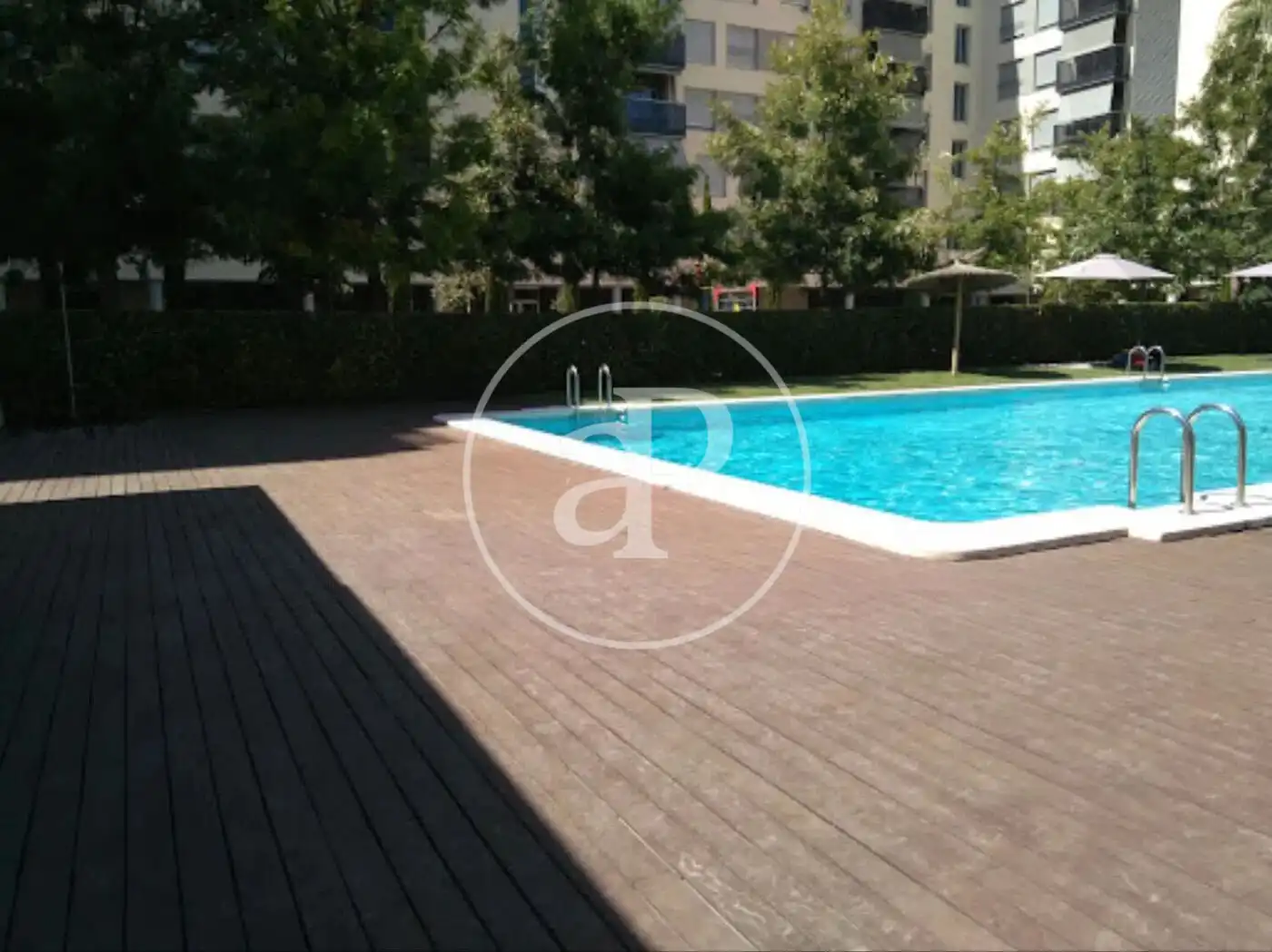 Piscina de Pis de lloguer en Valencia amb Aire condicionat, Calefacció i Jardí privat