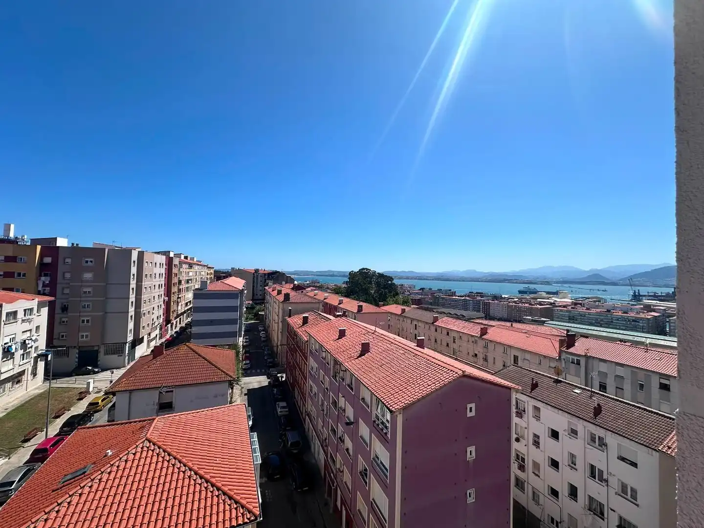 Vista exterior de Pis de lloguer en Santander amb Calefacció i Moblat