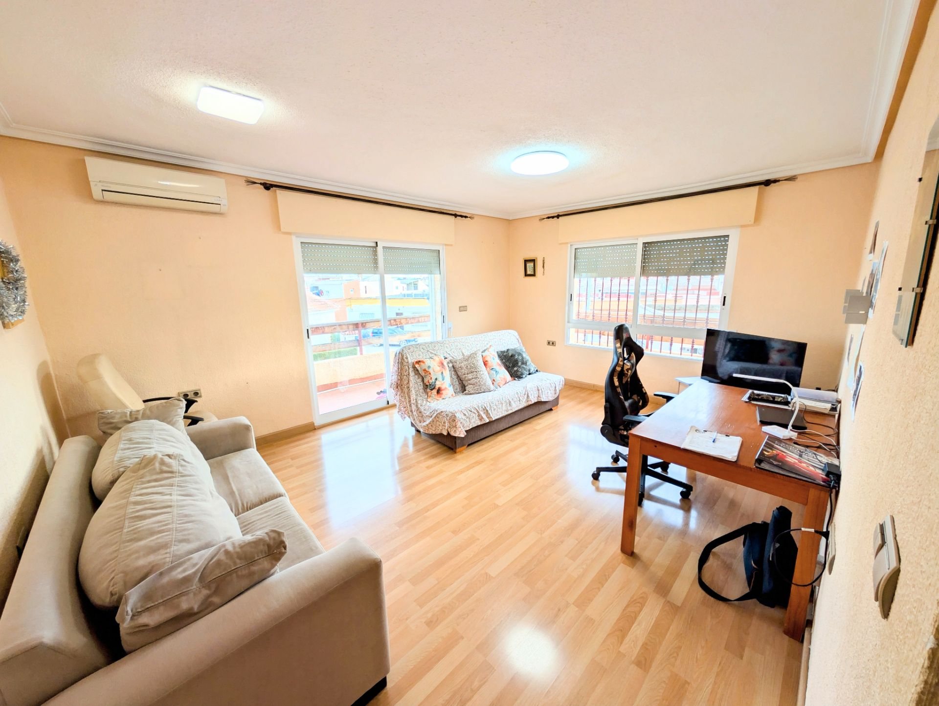 Sala d'estar de Pis en venda en Cartagena amb Terrassa, Forn i Rentadora