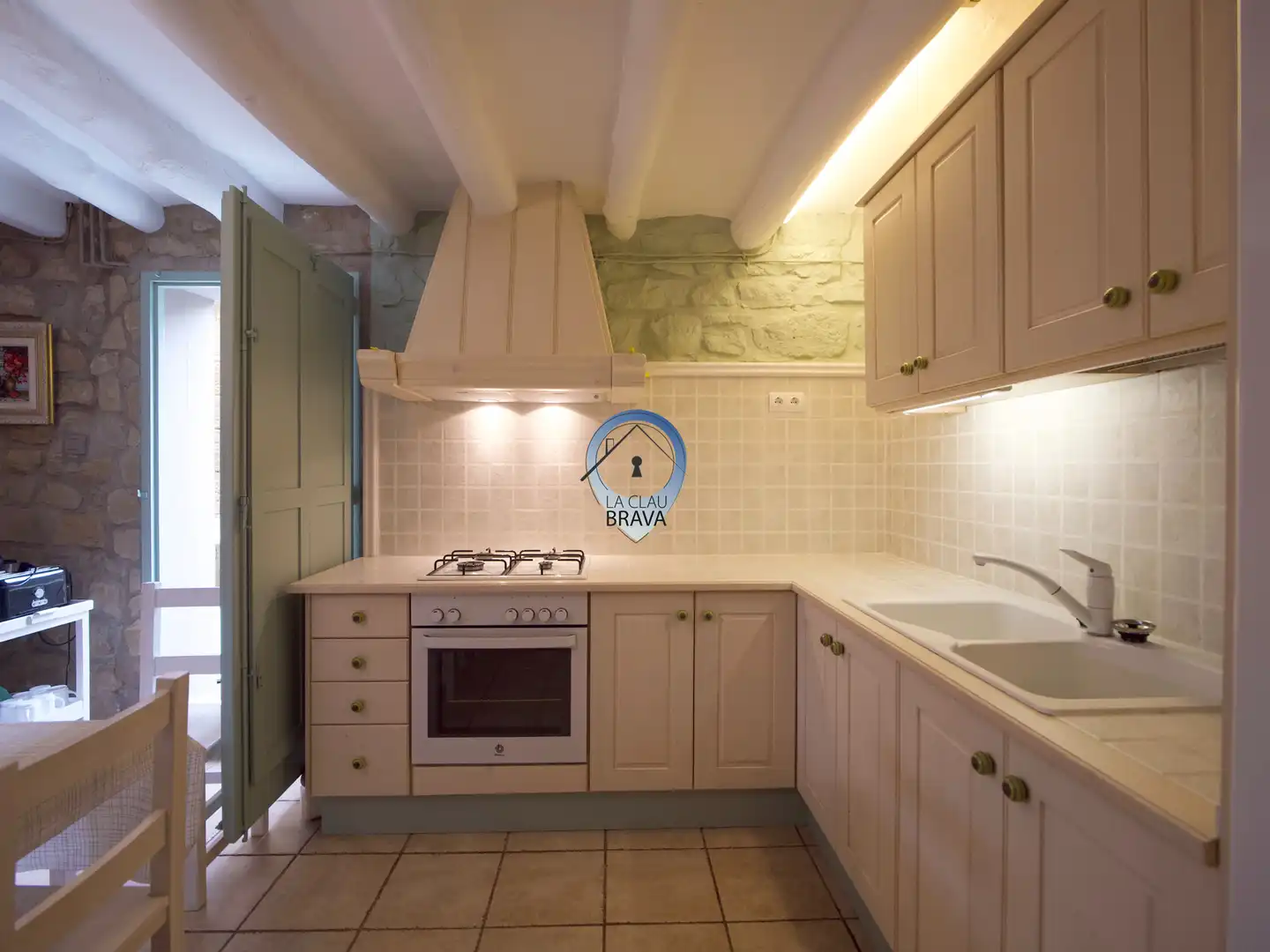 Cocina de Casa o chalet en venta en Ardisa con Aire acondicionado, Jardín privado y Amueblado