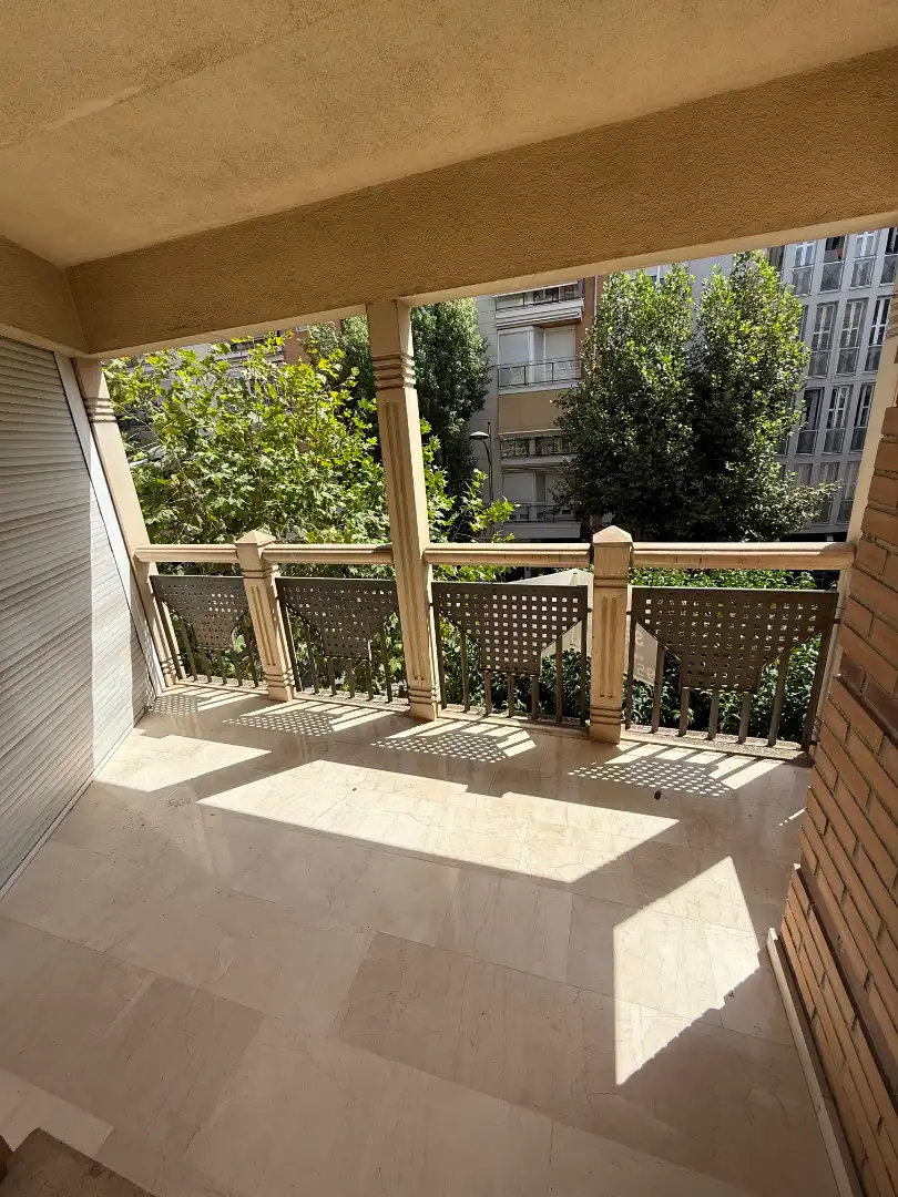 Flat with terrace for sale in Avenida de Andalucía