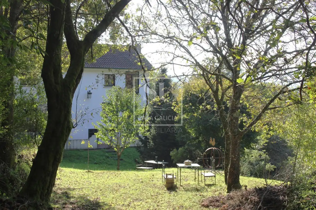 Jardí de Casa o xalet en venda en Gondomar amb Calefacció, Jardí privat i Moblat