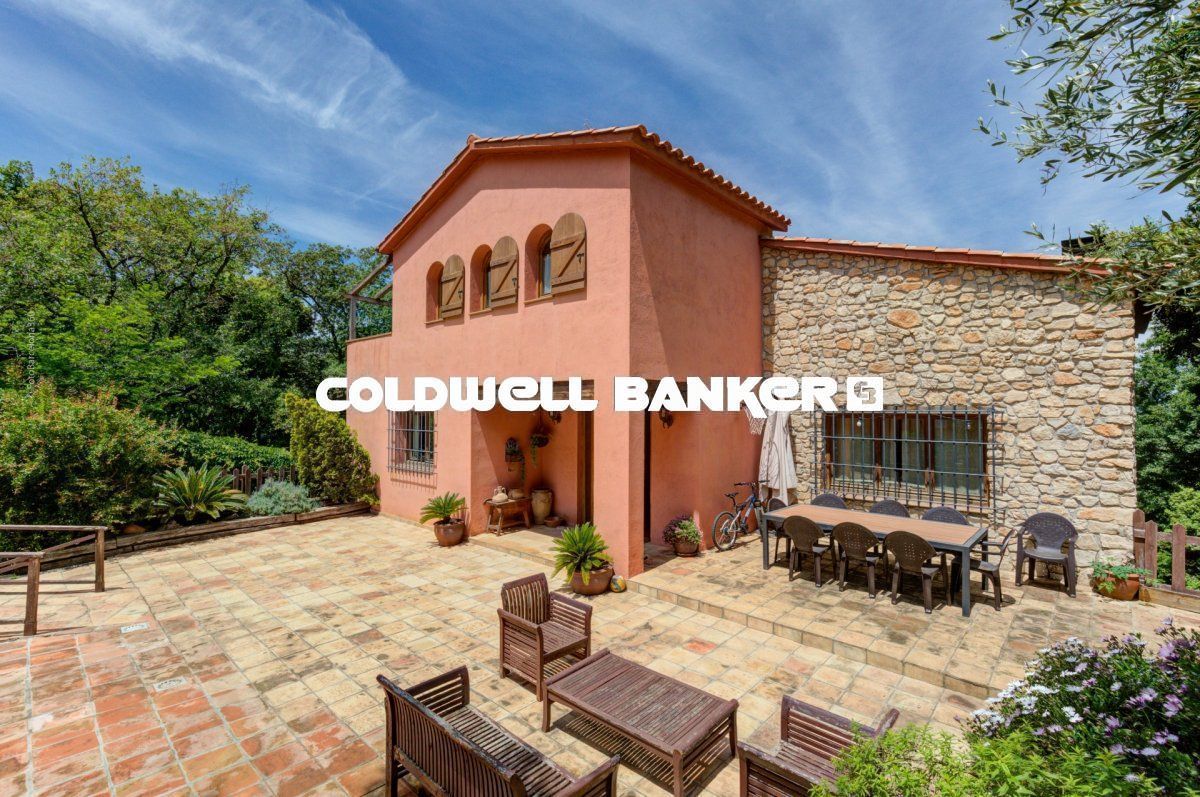 Exterior view of House or chalet for sale in  Barcelona Capital  with Air Conditioner, Heating and Private garden