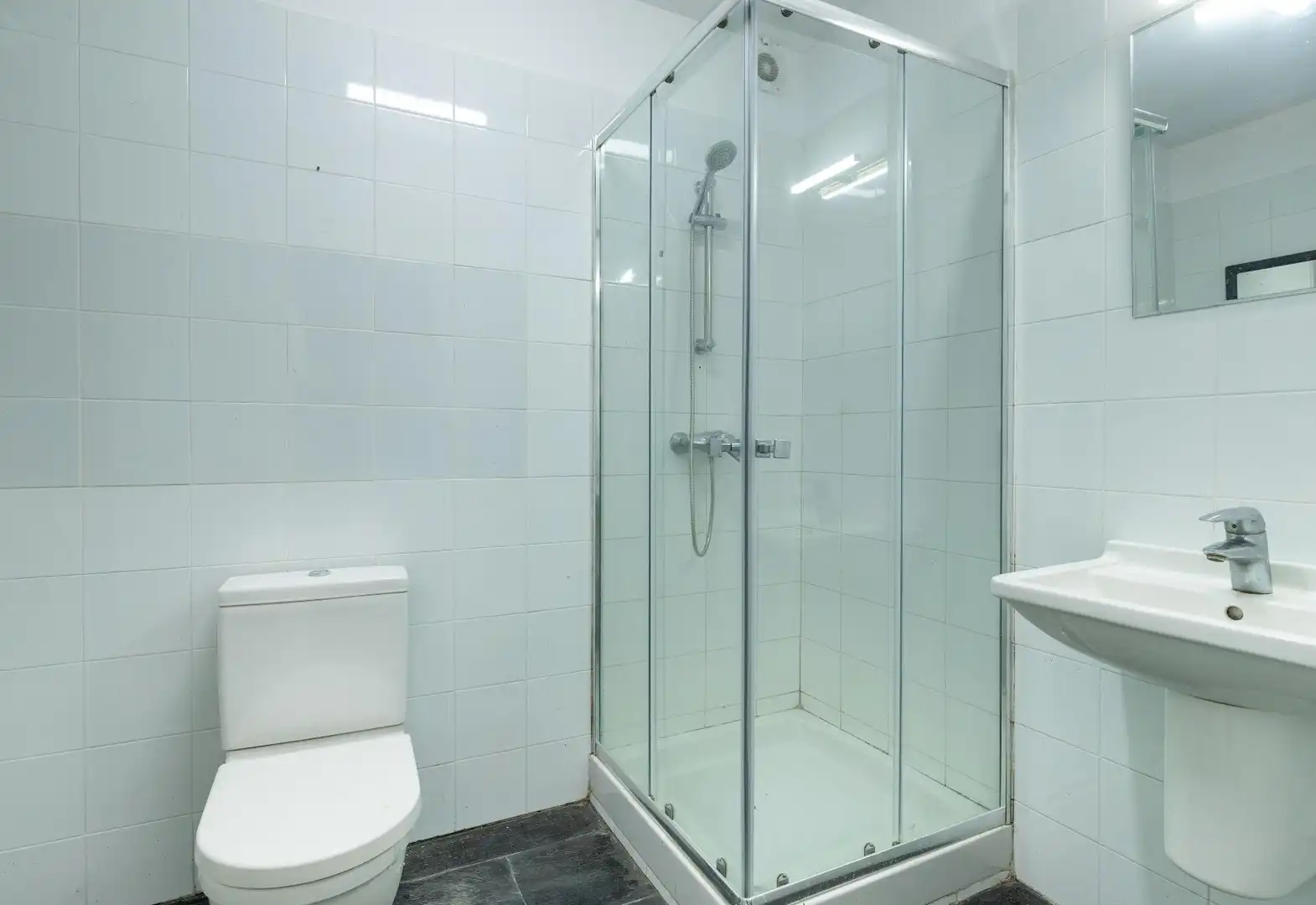 Bathroom of Houses for sale in Sitges  with Air Conditioner, Heating and Parquet flooring