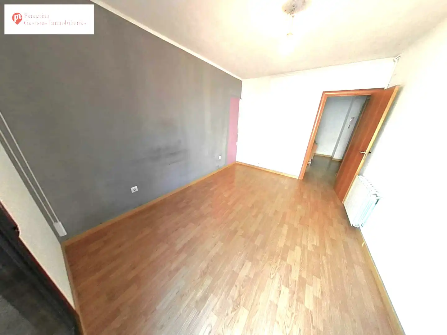 Pis en venda en Santa Coloma de Gramenet amb Aire condicionat, Calefacció i Parquet