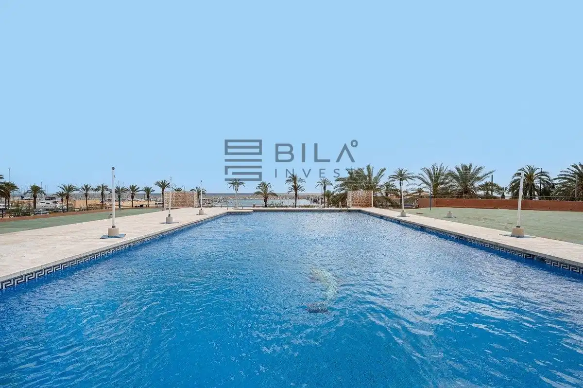 Swimming pool of Flat for sale in Fuengirola  with Air Conditioner, Terrace and Swimming Pool