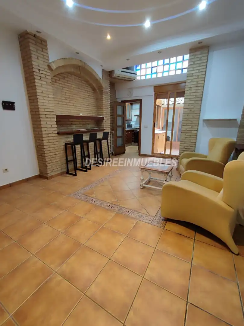 Vista exterior de Planta baja en venta en Valencia con Aire acondicionado