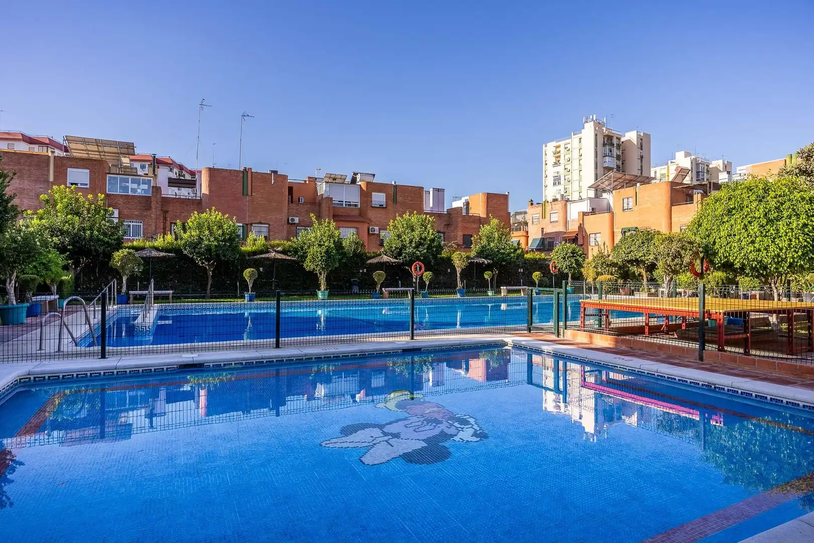 Terraced house with terrace for sale in Avenida de las Villas de Cuba, imagen 6