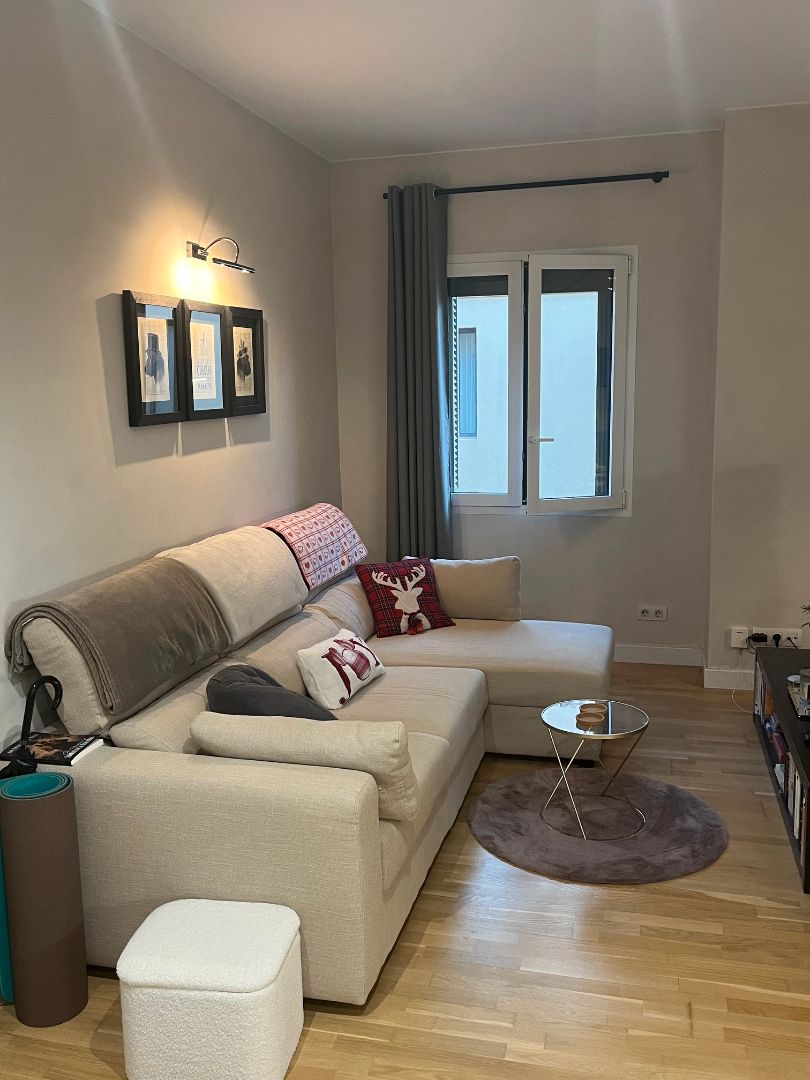 Sala d'estar de Pis de lloguer en  Barcelona Capital amb Aire condicionat, Calefacció i Parquet