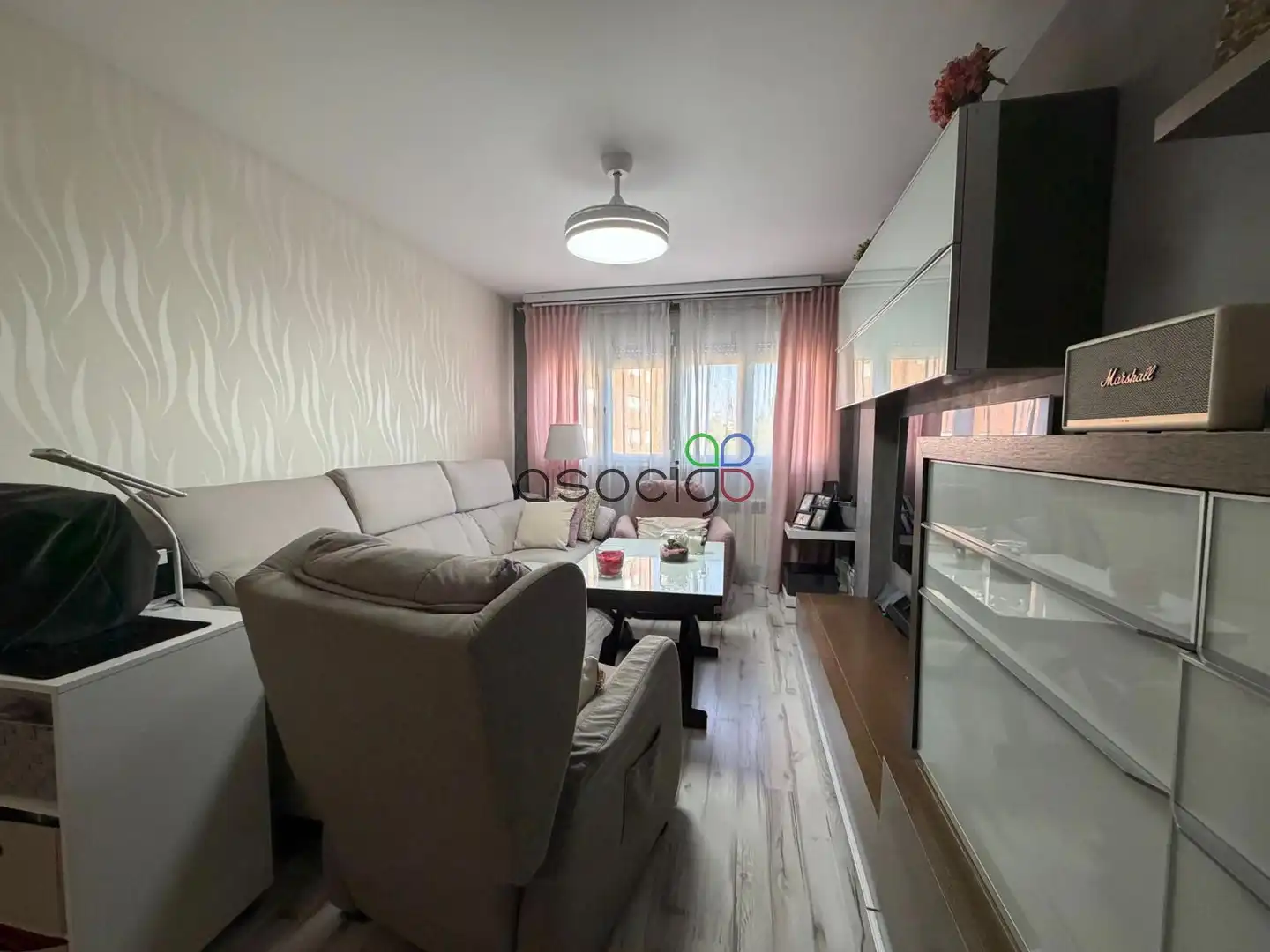 Living room of Flat for sale in Fuenlabrada  with Heating, Storage room and Swimming Pool