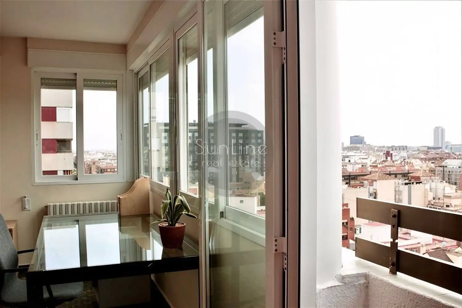 Terrasse von Wohnung zur Miete in El Pla del Real