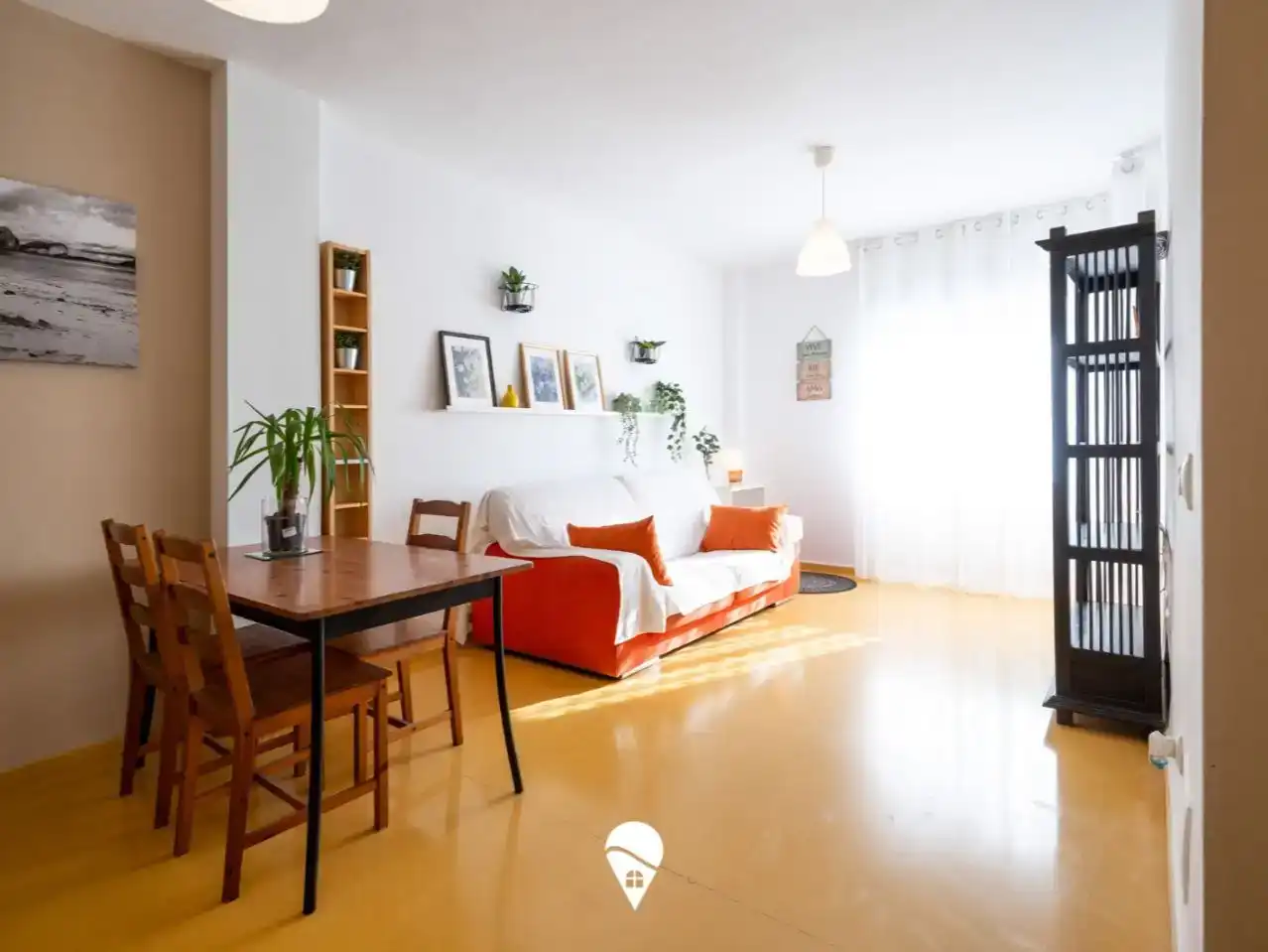 Sala de estar de Piso en venta en Roquetas de Mar con Amueblado y Balcón