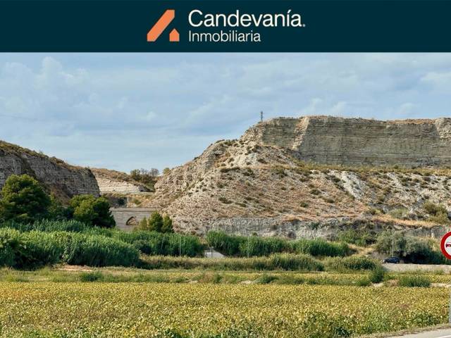 Terreno en Venta en Zuera