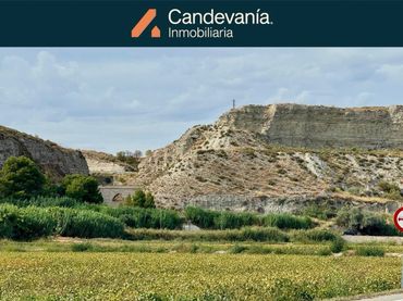 Rustikales Grundstück zum Verkauf in Zuera