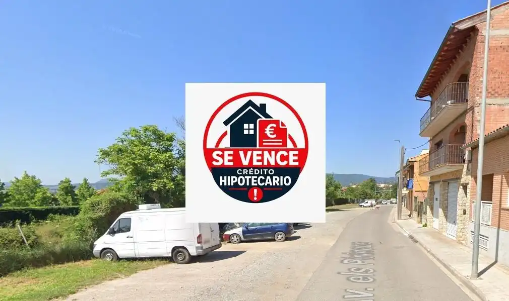 Pis amb ascensor en venda a Torelló