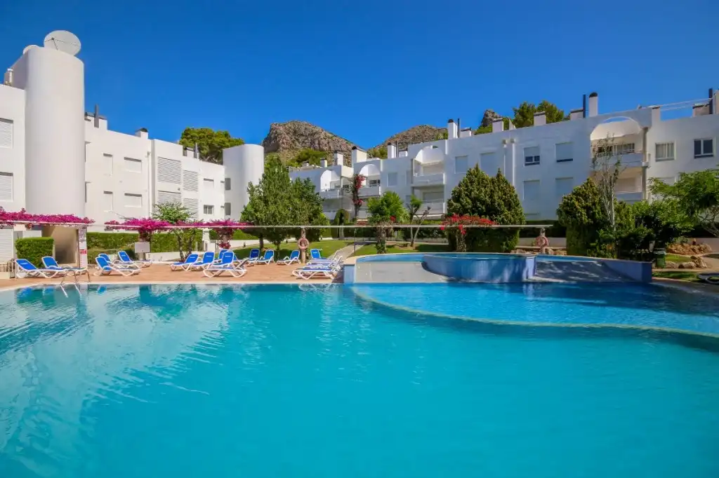 Vista exterior de Planta baja en venta en Pollença con Aire acondicionado, Jardín privado y Terraza