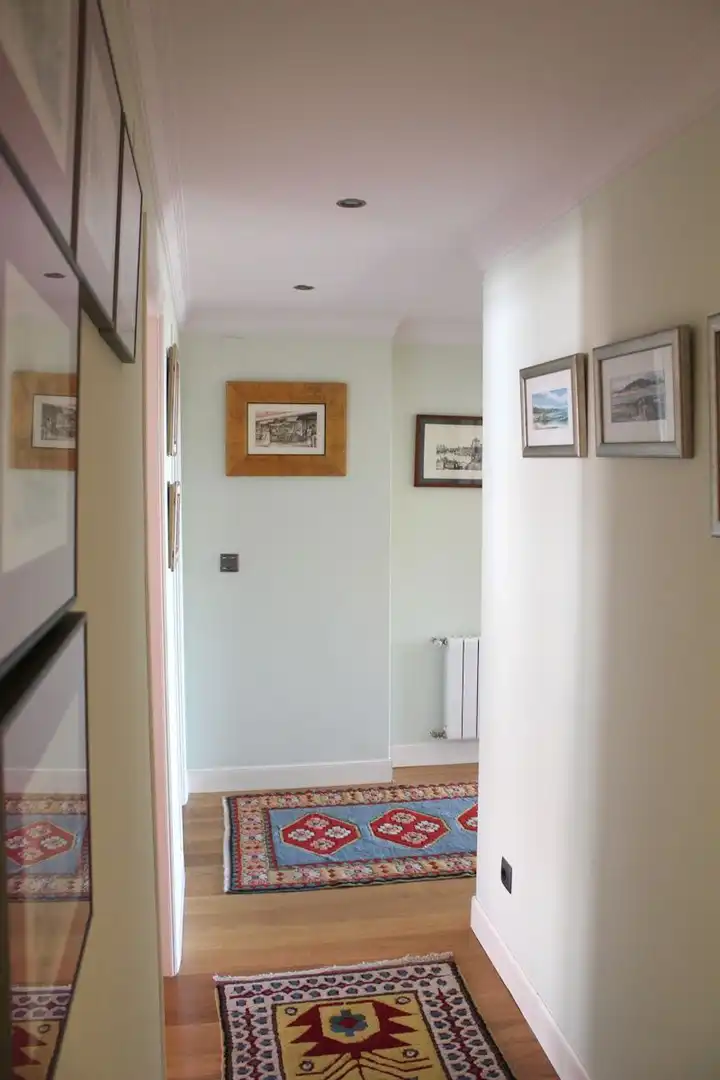 Piso en venta en Santa Cruz de Bezana con Calefacción, Terraza y Trastero