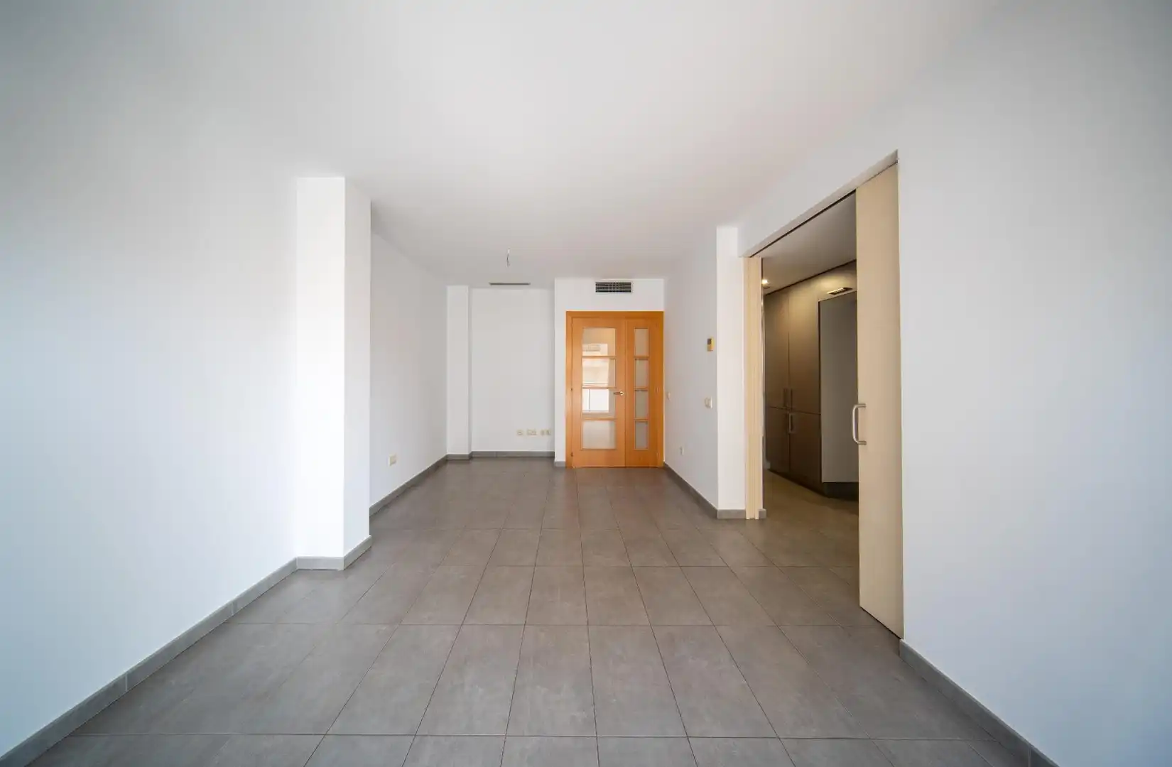 Wohnung zum Verkauf in Igualada mit Heizung, Terrasse und Abstellraum