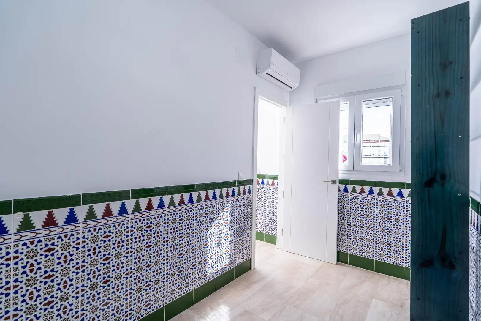 Ático en venta en Sevilla con Aire acondicionado, Calefacción y Terraza