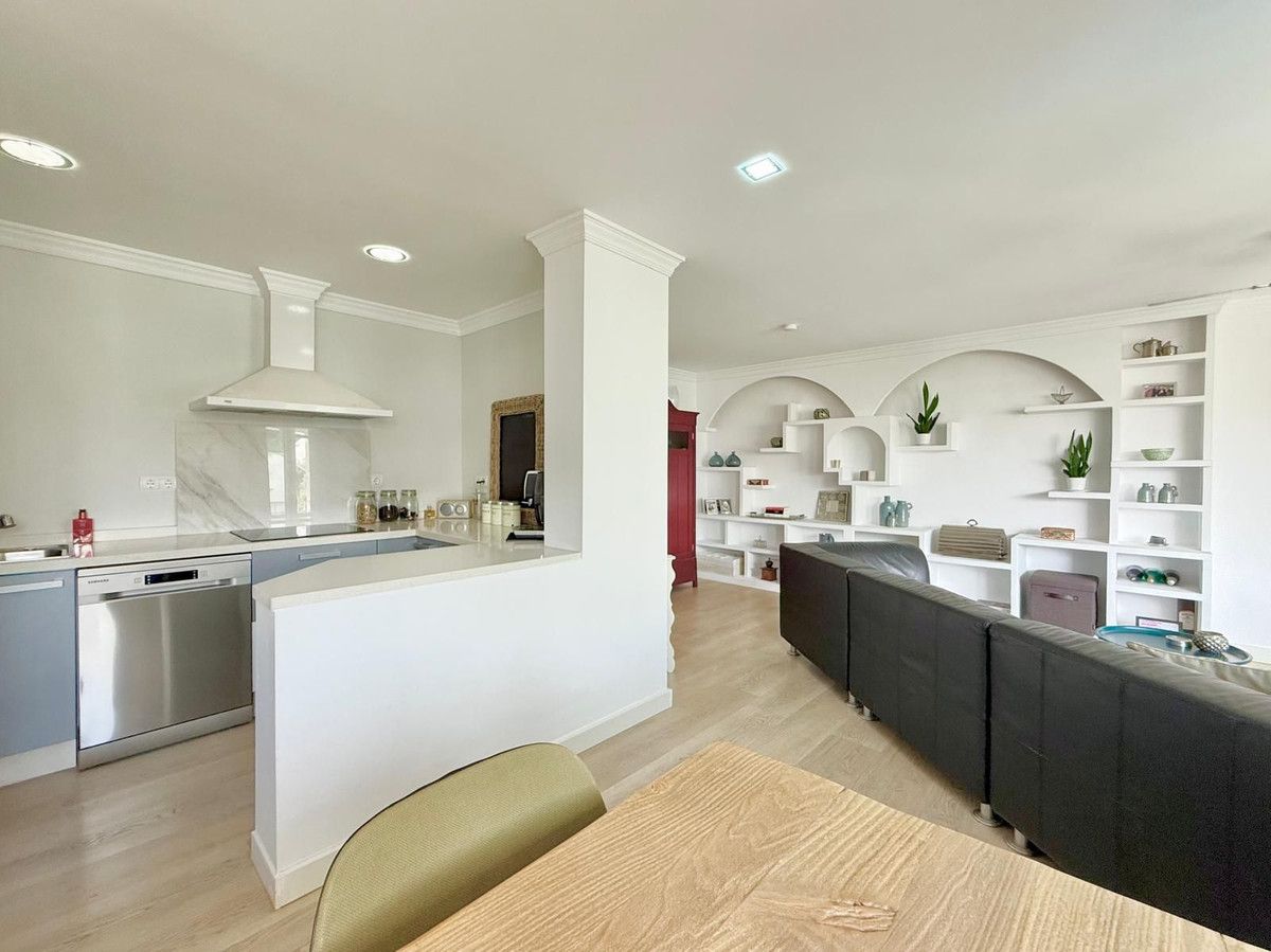 Kitchen of Apartment for sale in Fuengirola  with Air Conditioner, Heating and Terrace