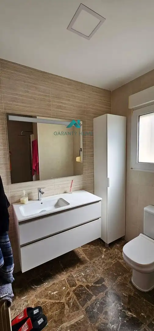 Baño de Casa adosada en venta en Murcia con Aire acondicionado, Calefacción y Terraza