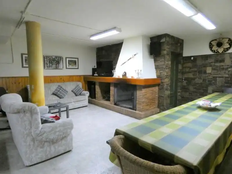 Casa amb piscina en venda a BERNAT DESCLOT, imagen 17