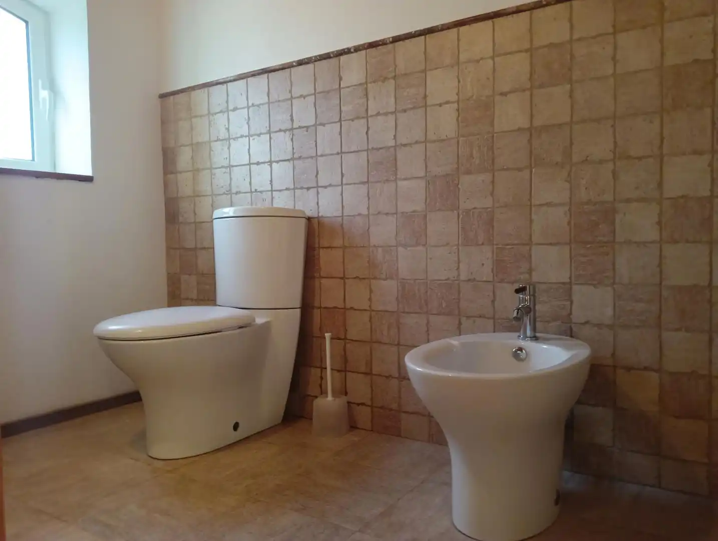 Bany de Casa o xalet en venda en Lliçà d'Amunt amb Aire condicionat, Calefacció i Jardí privat