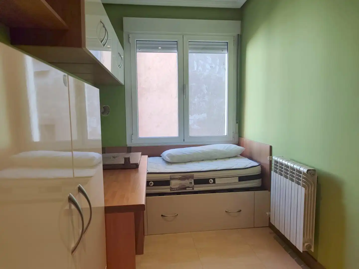 Bedroom of Flat for rent in Oviedo   with Heating and Furnished
