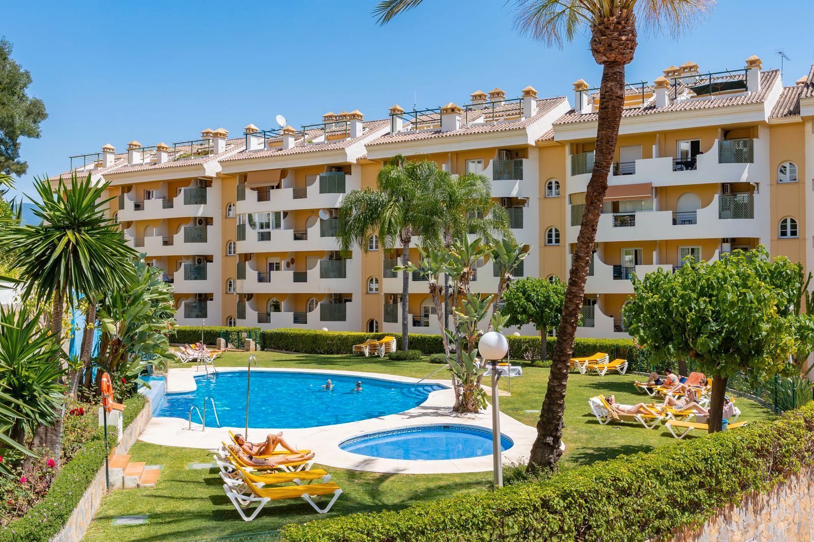 Garden of Apartment for sale in Marbella  with Terrace, Storage room and Furnished