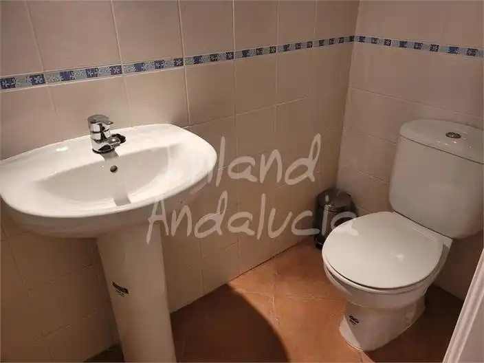 Baño de Casa adosada en venta en Villanueva de la Concepción