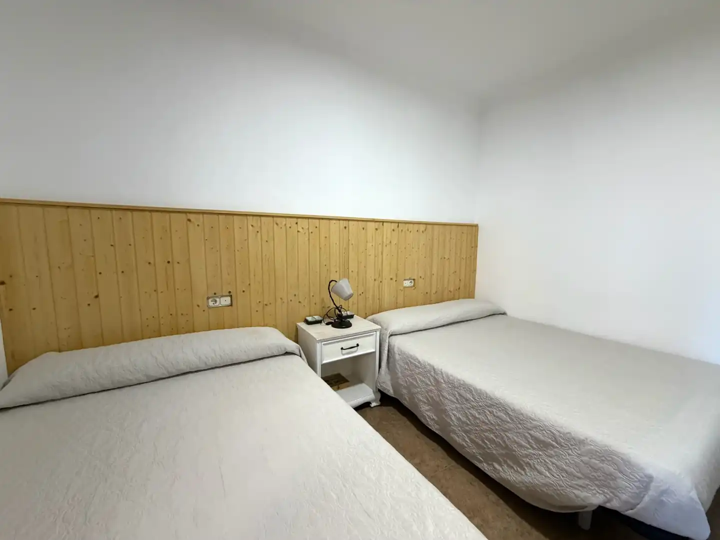Habitación de Casa adosada en venta en Ardales con Aire acondicionado, Terraza y Amueblado