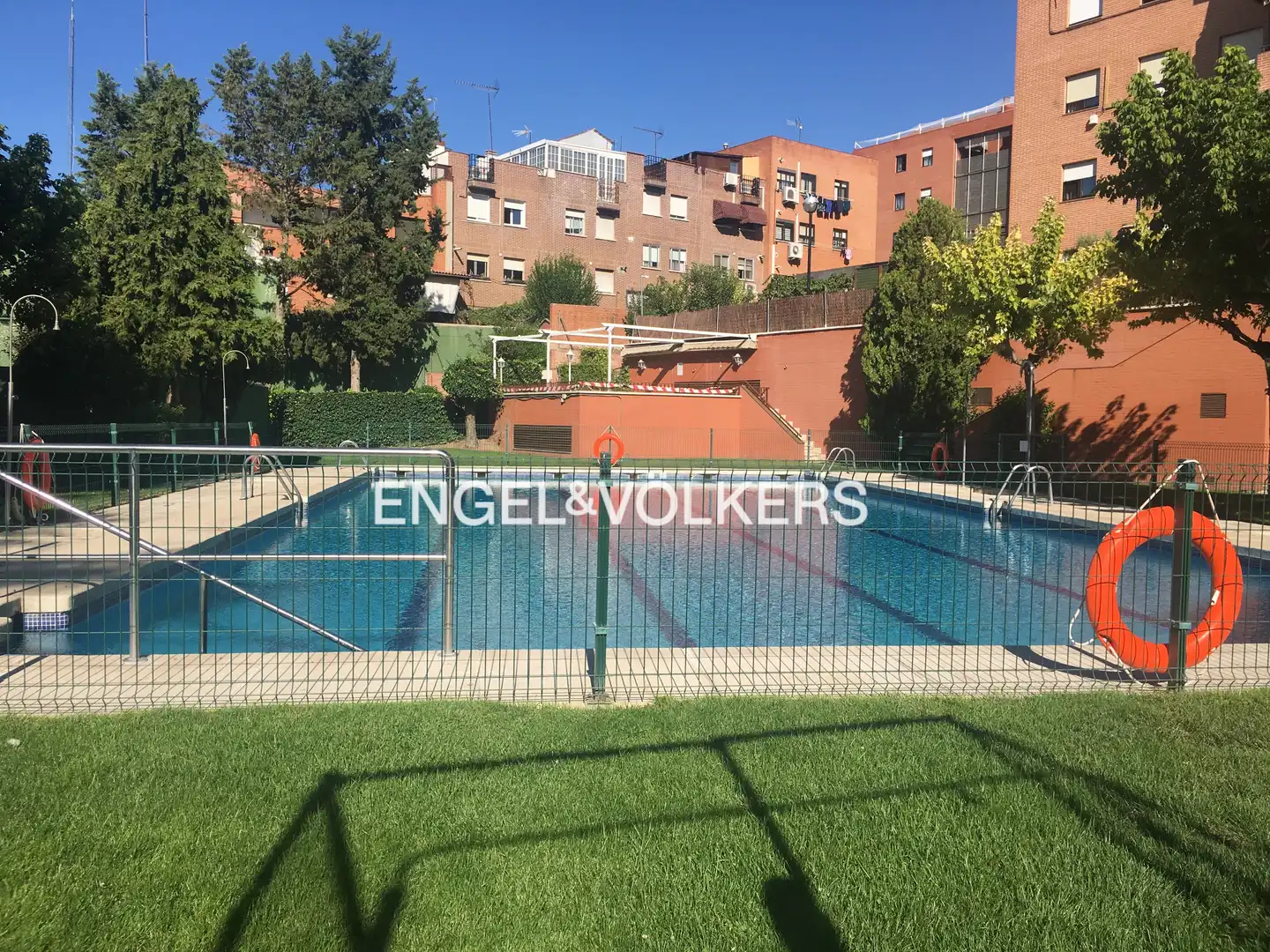 Ático de alquiler en Calle de Luis Rodríguez Ontiveros, Ensanche