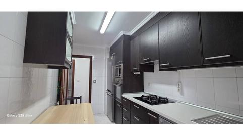 Photo 4 of Flat to rent in Avenida Rosalía Castro, O Milladoiro, Ames