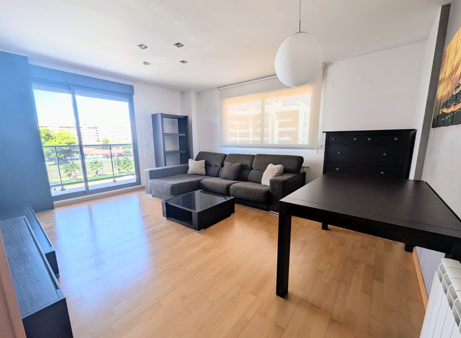 Sala de estar de Piso en venta en Castellón de la Plana / Castelló de la Plana con Aire acondicionado, Calefacción y Terraza