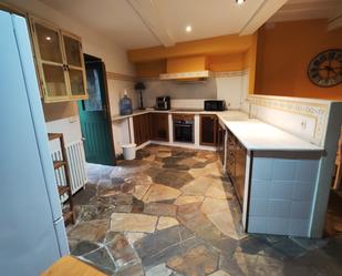 Kitchen of House or chalet for sale in Santiago de Compostela   with Heating, Parquet flooring and Furnished