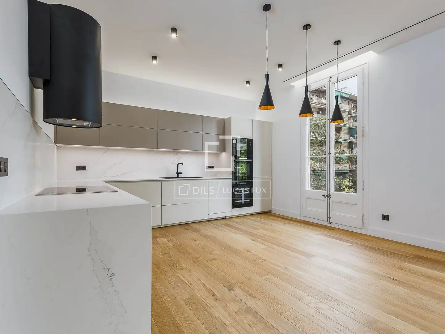 Flat with terrace for sale in Eixample, imagen 8