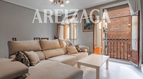 Foto 3 de Piso en venta en Fermin Calbeton Kalea, Parte Vieja, Donostia - San Sebastián