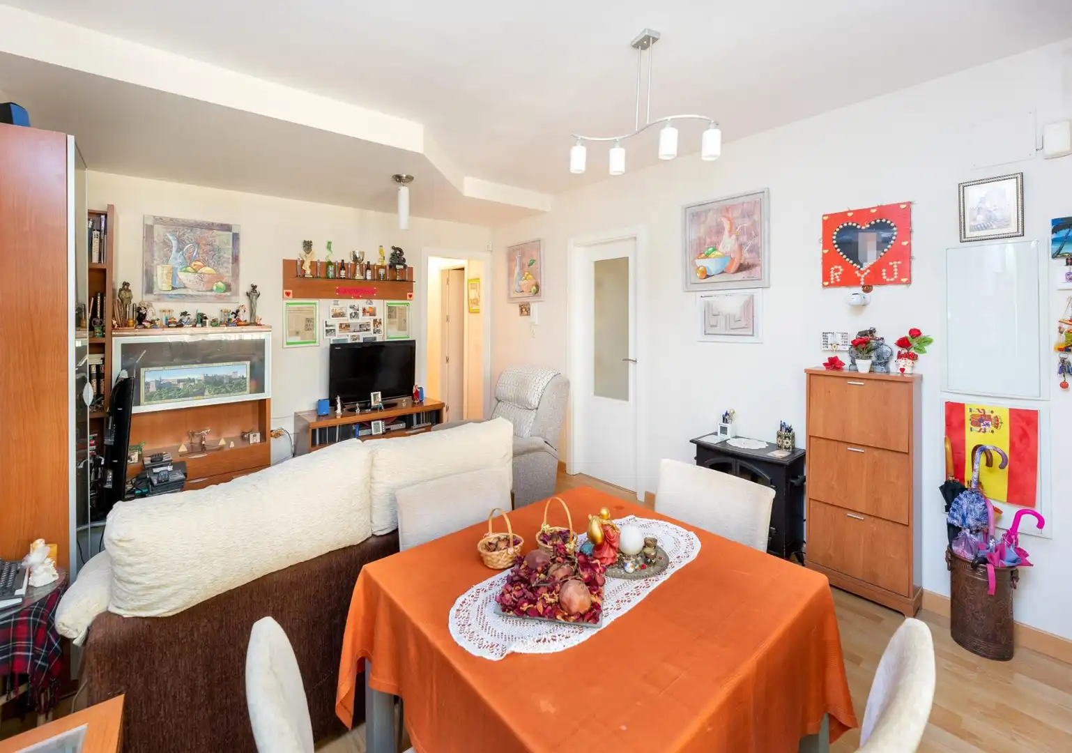 Comedor de Piso en venta en Cúllar Vega con Trastero
