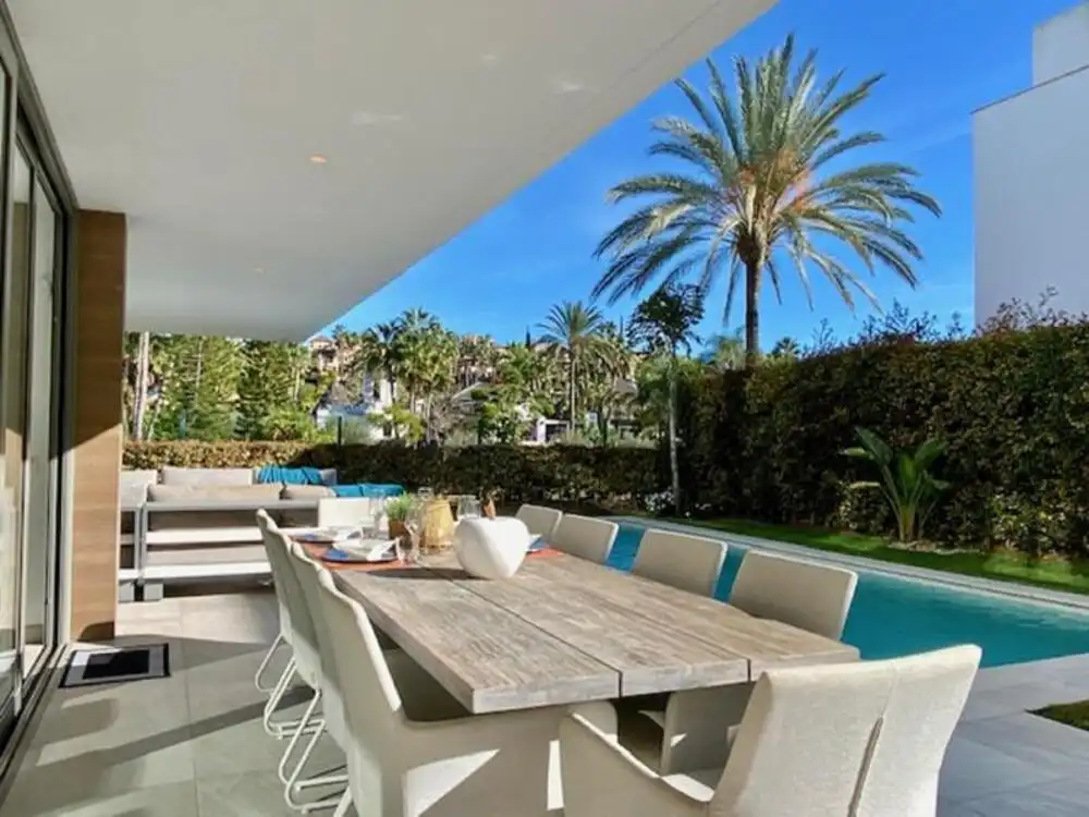 Terrassa de Casa o xalet de lloguer en Estepona amb Aire condicionat, Jardí privat i Terrassa