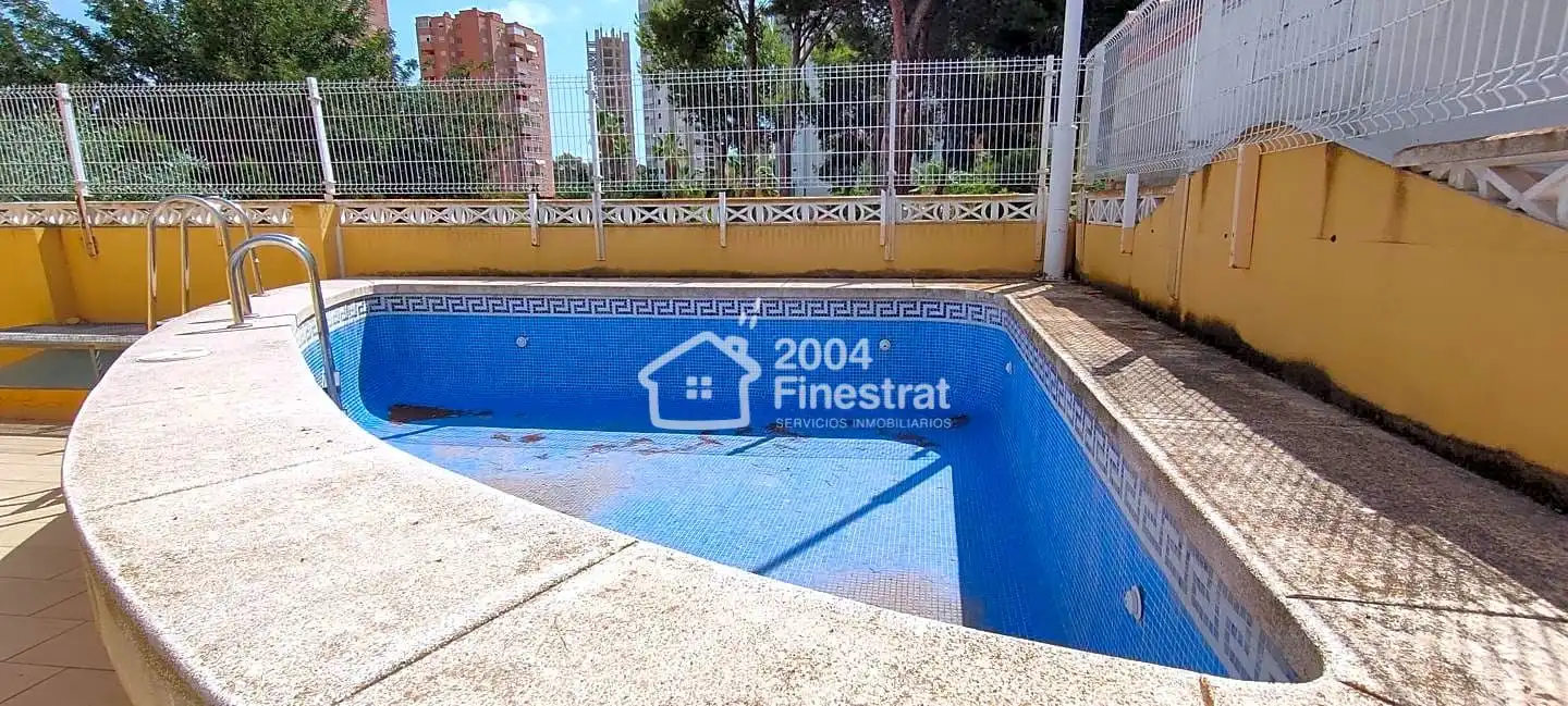 Piscina de Casa o xalet en venda en Finestrat amb Aire condicionat, Terrassa i Piscina