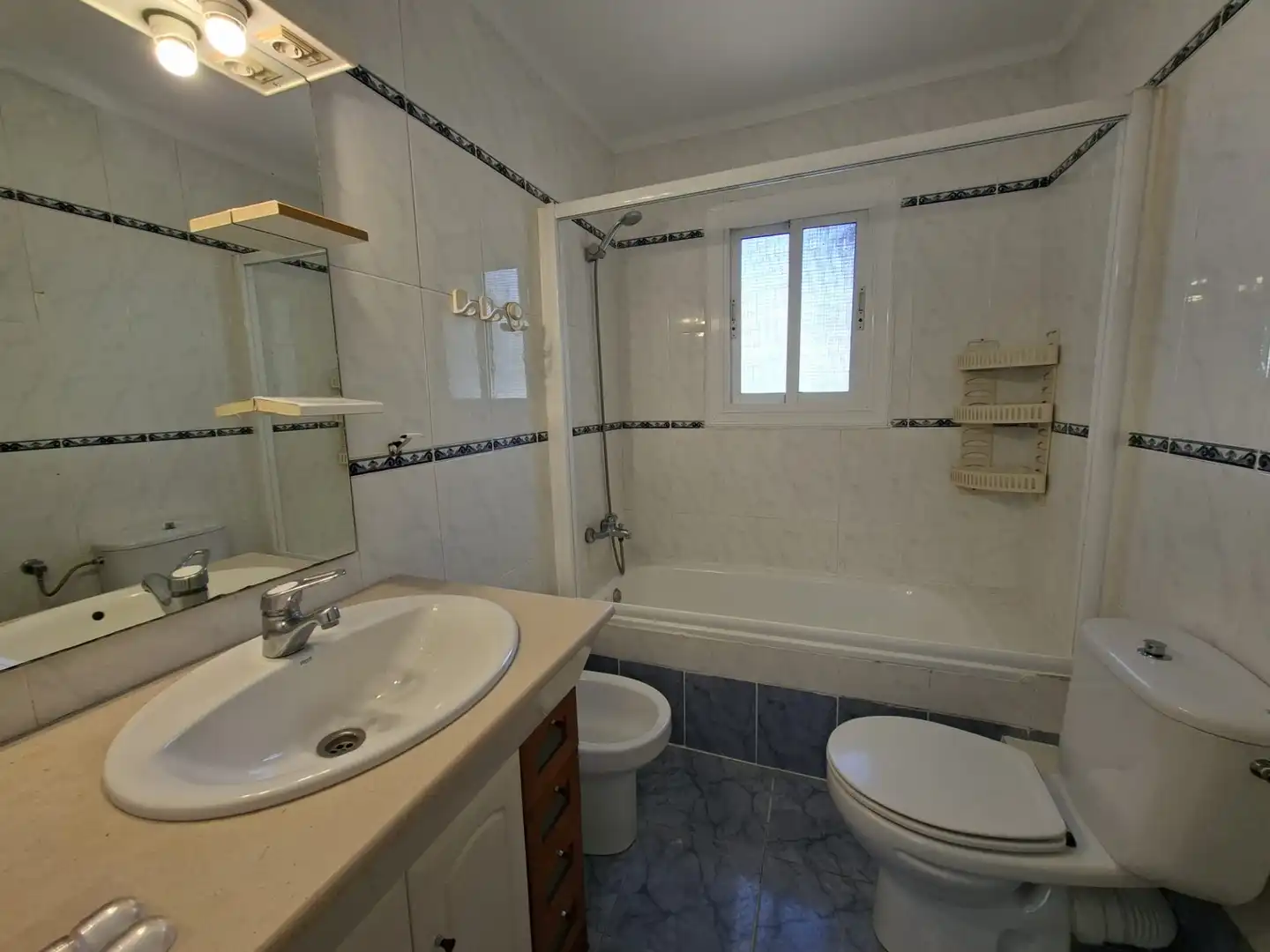 Wohnung zur Miete in Centre