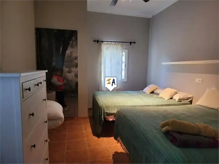Country homes for sale in Osuna