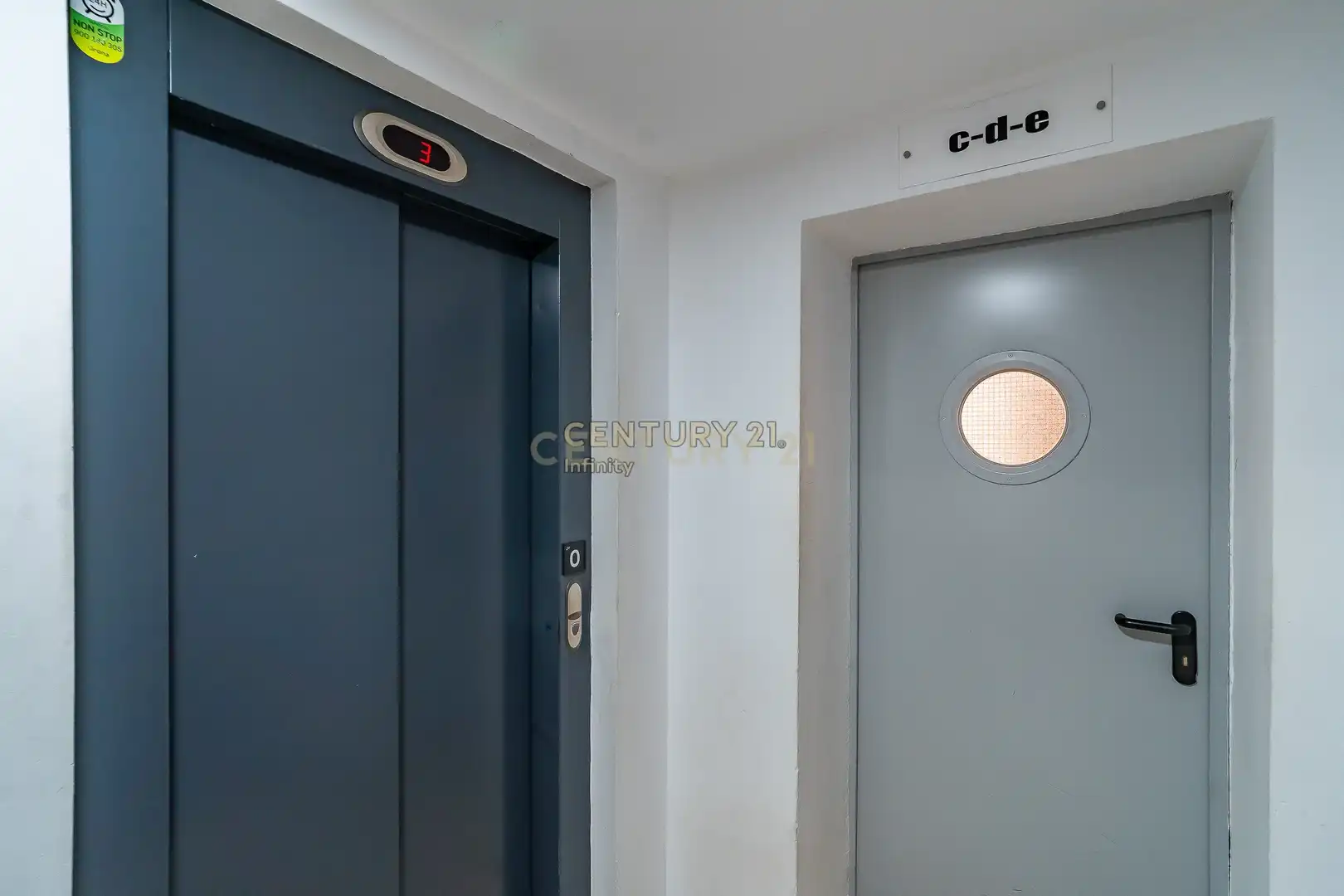 Flat for sale in Mijas  with Air Conditioner and Swimming Pool