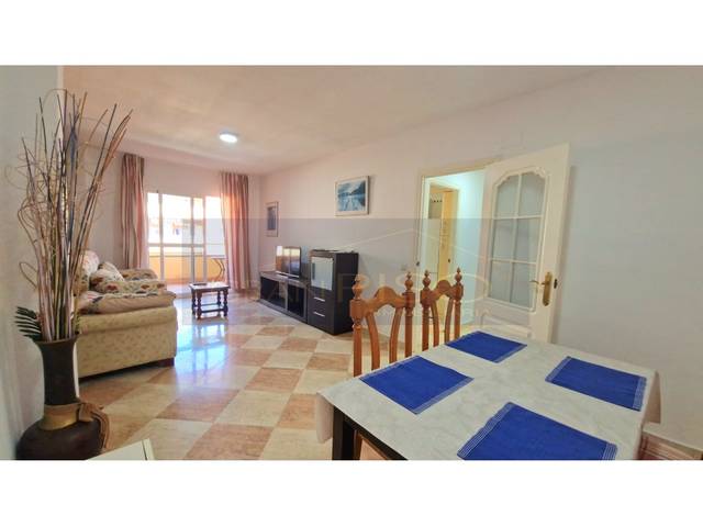 Apartamento en Venta en Avenida De España en San Luis de Sabinillas