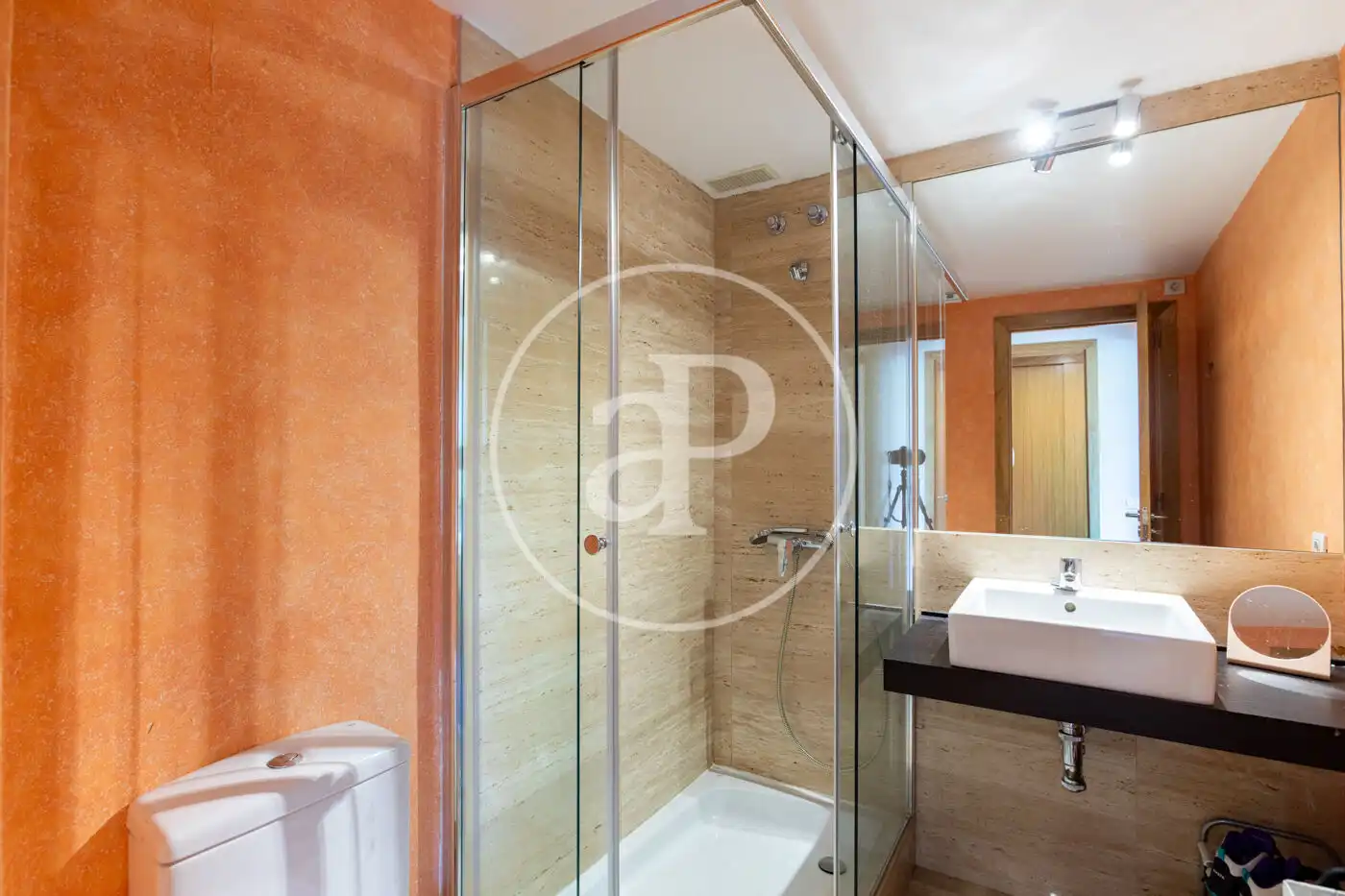 Baño de Piso de alquiler en  Palma de Mallorca con Aire acondicionado, Calefacción y Terraza
