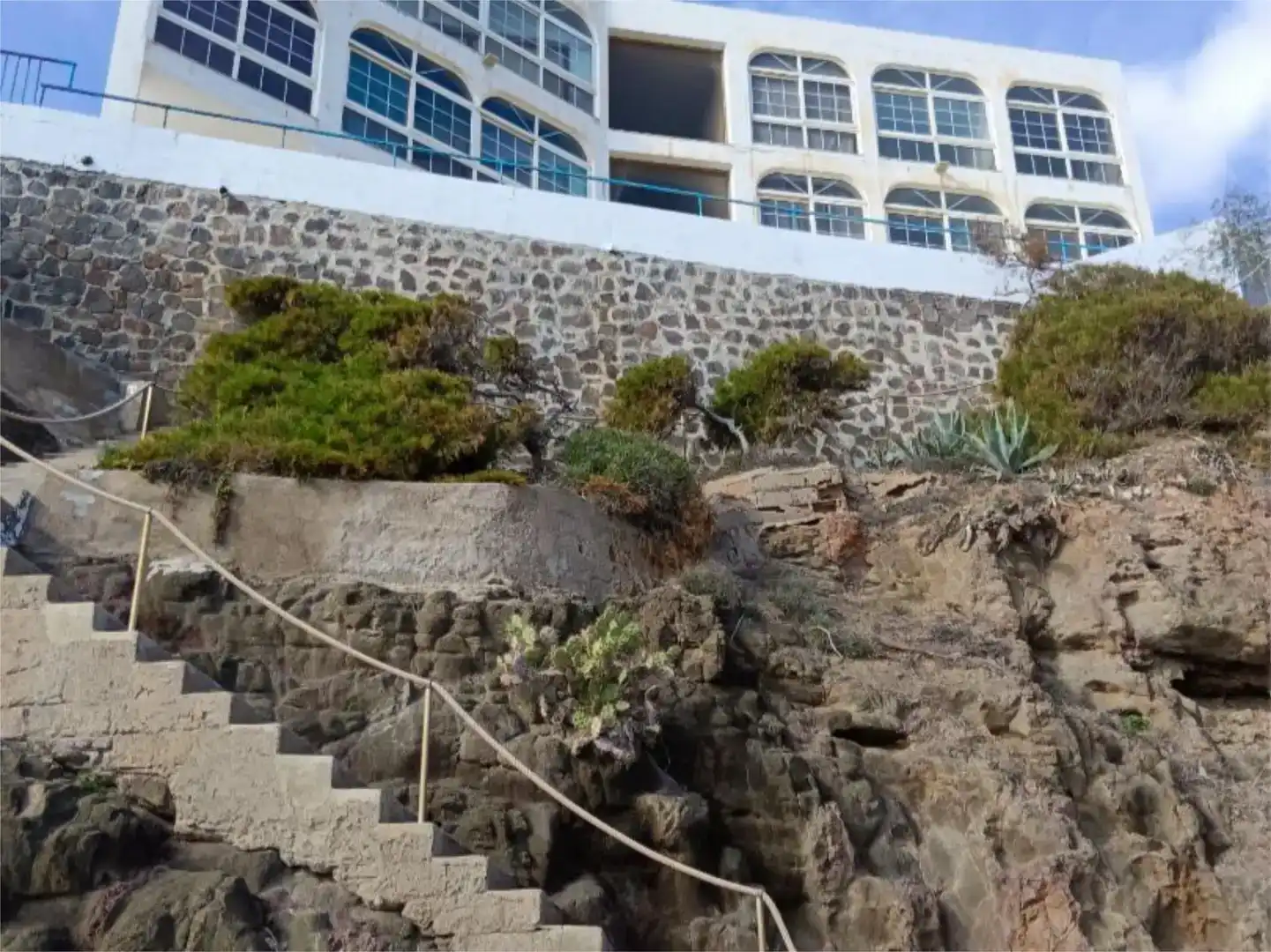 Vista exterior de Piso en venta en San José