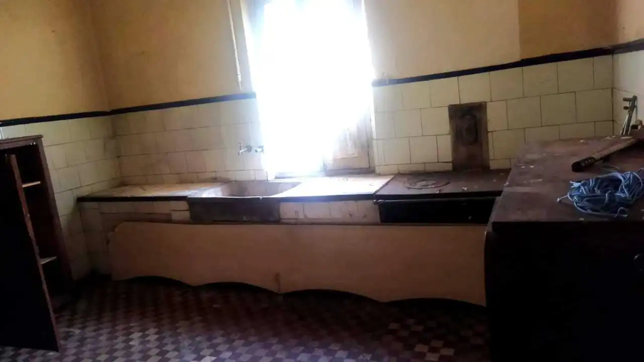 Cuina de Edifici en venda en Cistierna