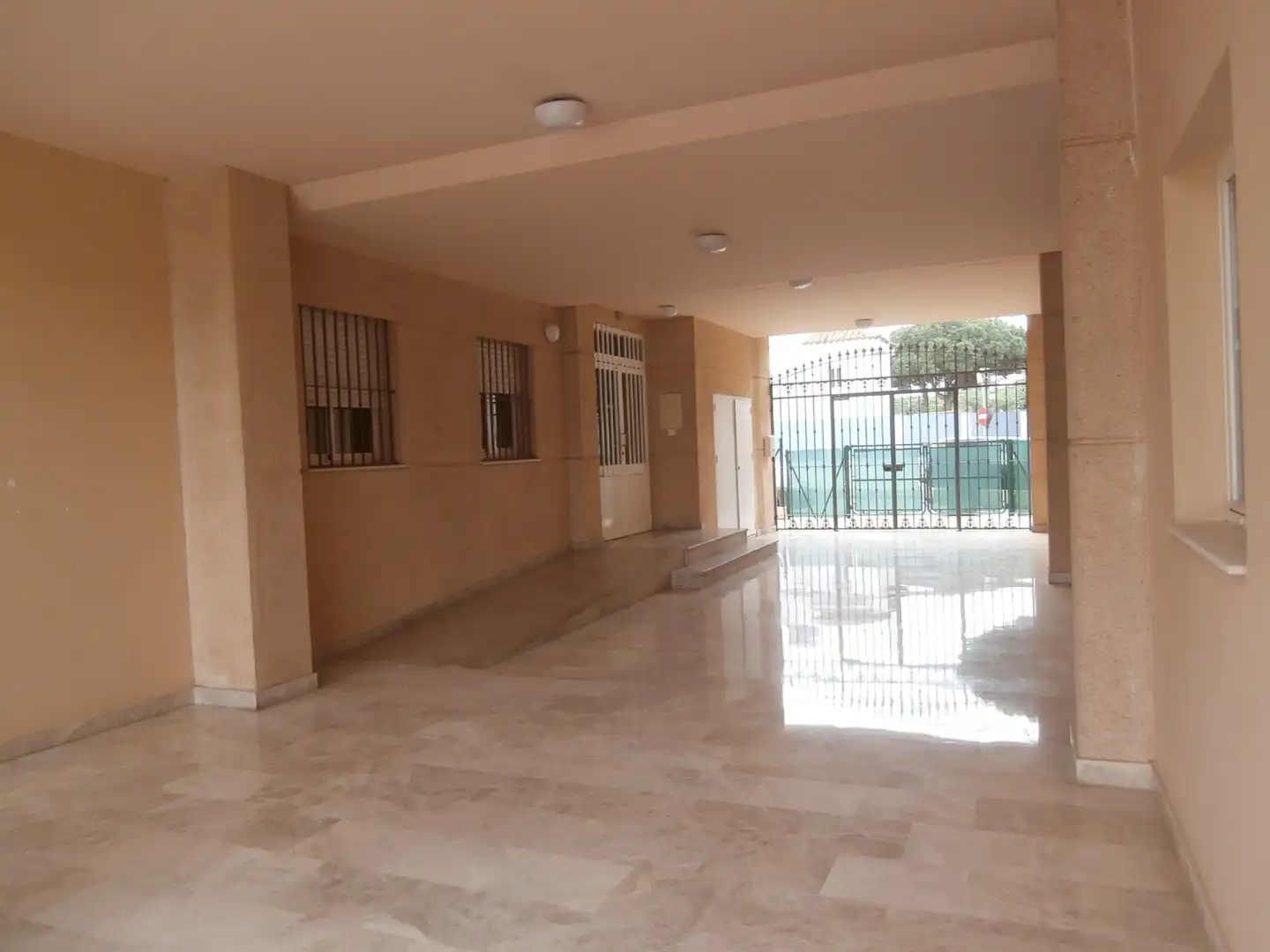 Flat for sale in El Puerto de Santa María  with Air Conditioner, Terrace and Oven