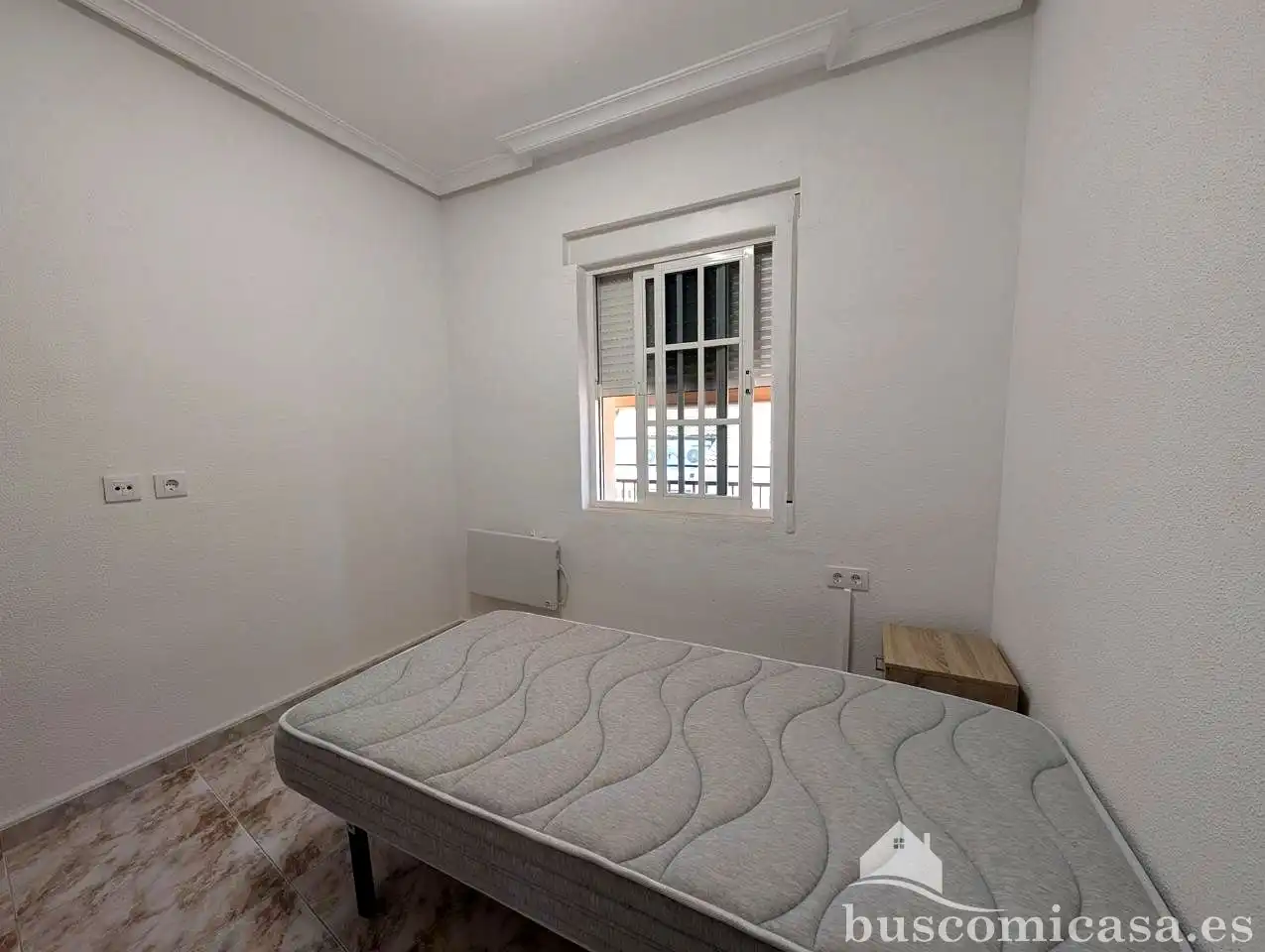 Habitación de Piso de alquiler en Linares con Aire acondicionado, Calefacción y Terraza