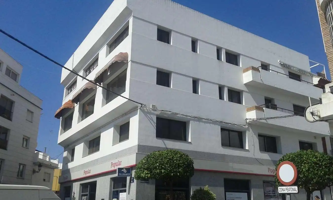 Exterior view of Office for sale in Sanlúcar de Barrameda  with Air Conditioner